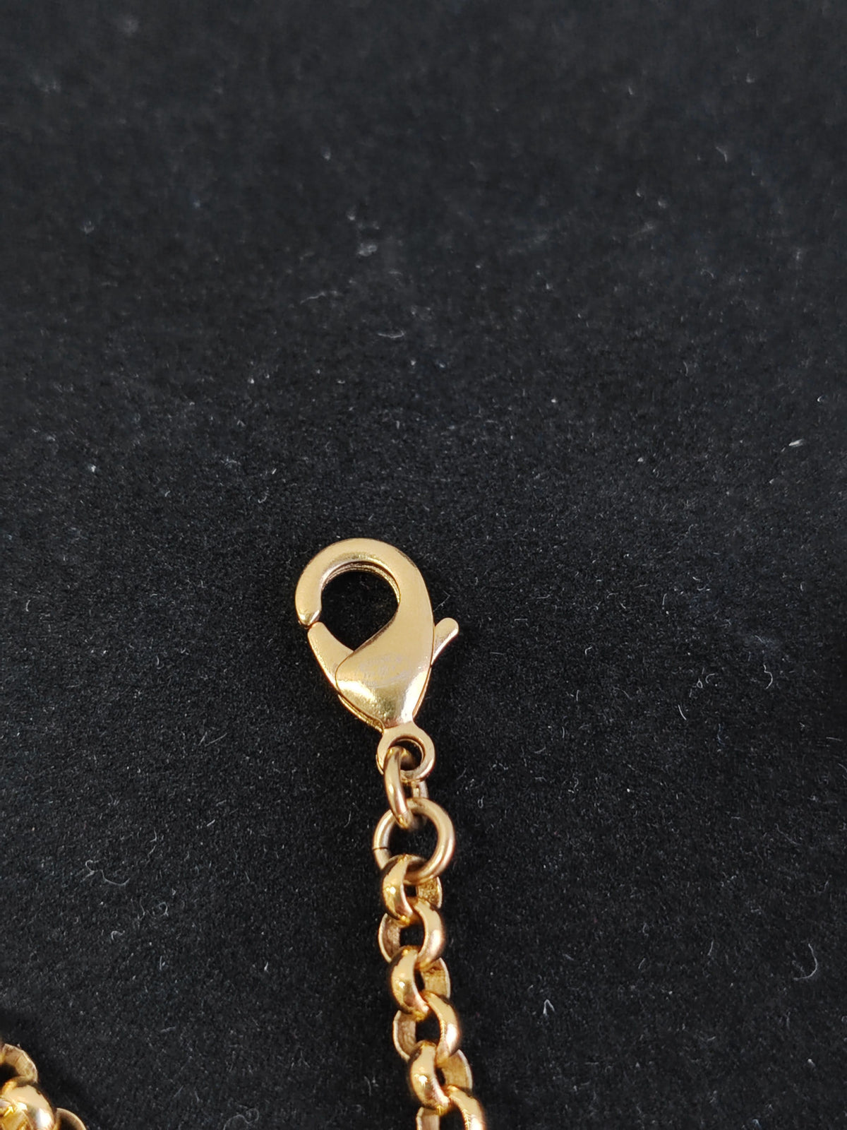 Chanel - Other - Gold-tone metal with imitation pearl and crystal accents - Gold
