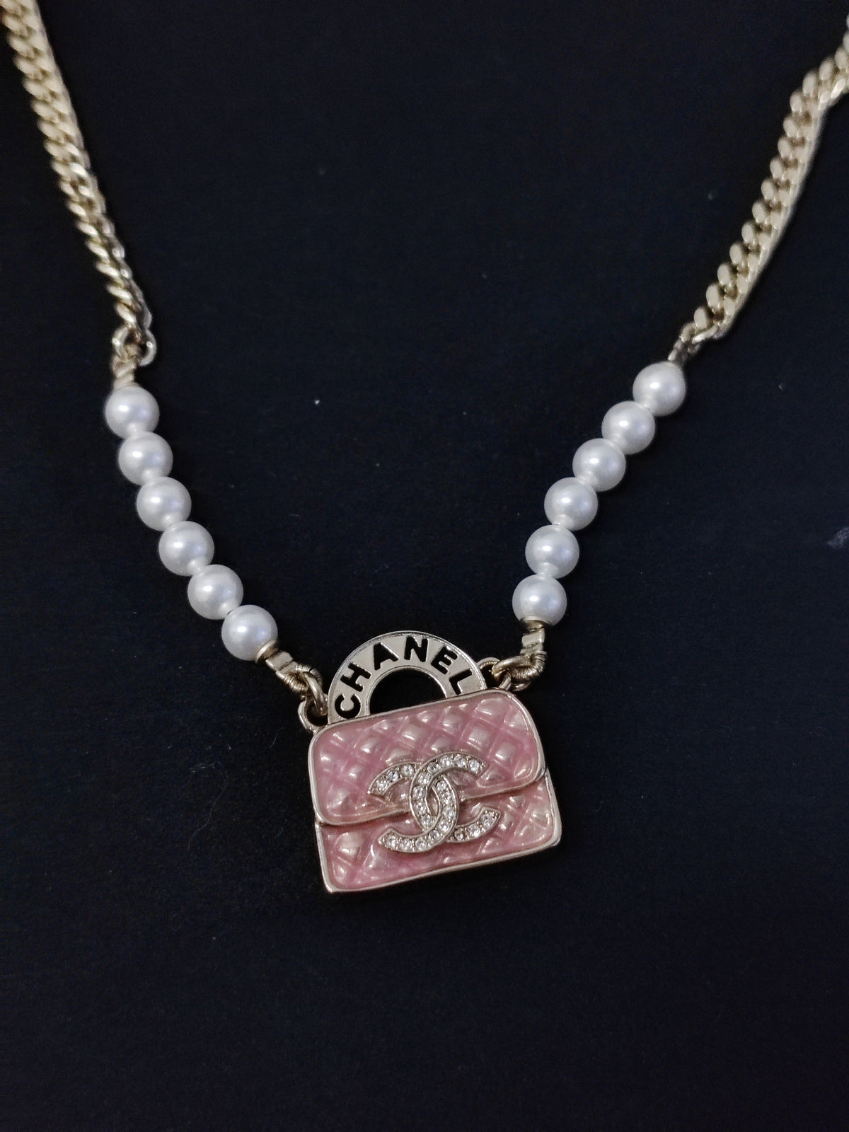 Chanel - Other - Gold-tone metal with imitation pearl beads, pink enamel and crystal embellishment - Multicolour