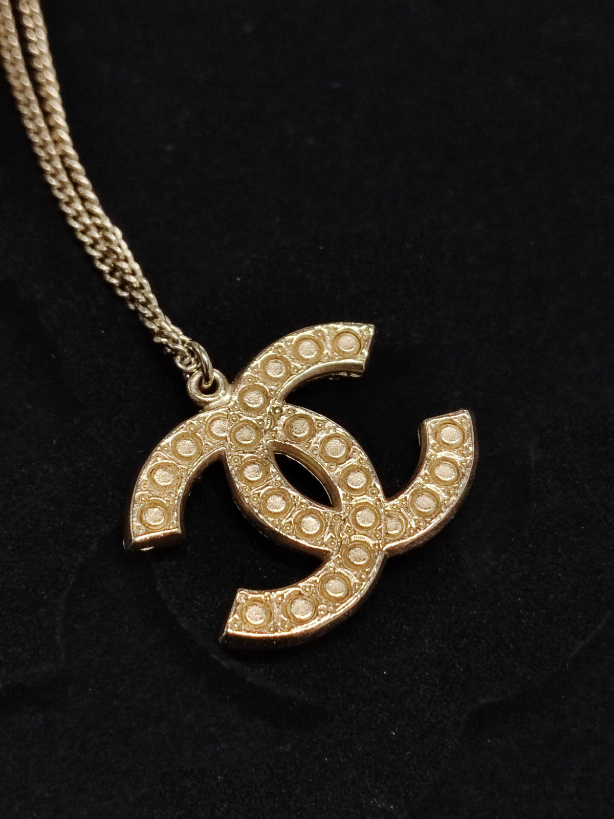 Chanel - Other - Gold-tone metal with imitation pearl embellishments. - Gold
