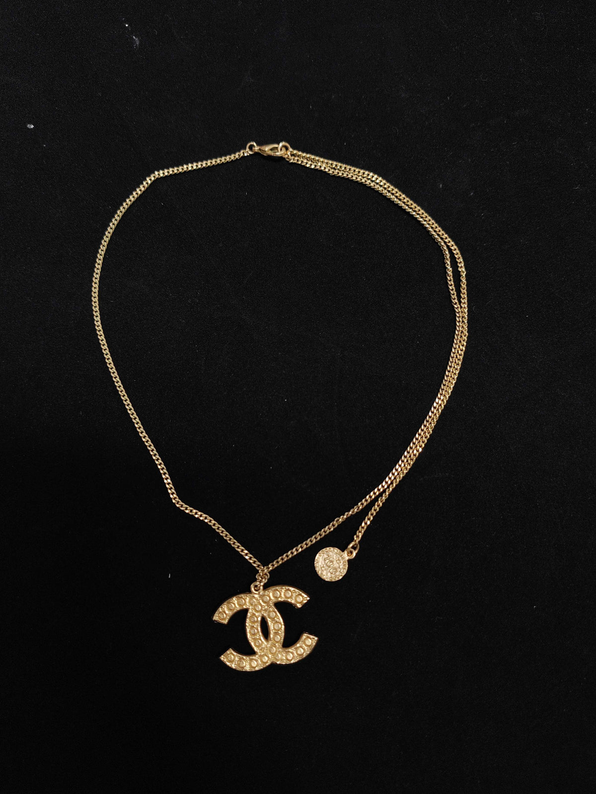 Chanel - Other - Gold-tone metal with imitation pearl embellishments. - Gold