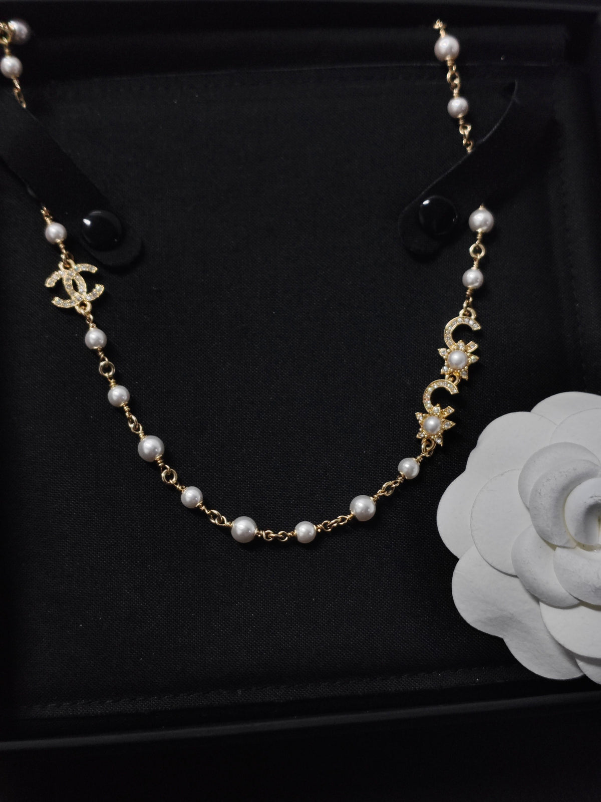 Chanel - Other - Gold-tone metal with imitation pearls and glass crystals. - Gold