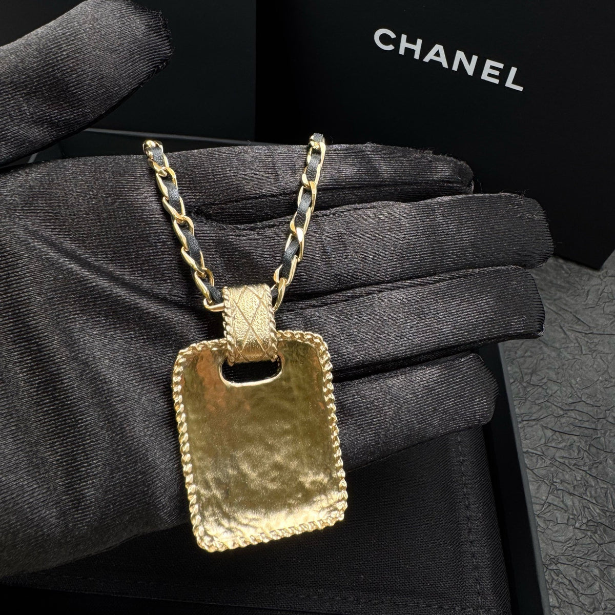 Chanel - Other - Gold-tone metal with leather interwoven into the chain and rhinestone accents. - Gold - (41 + 7)