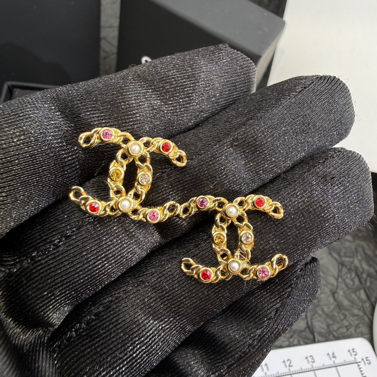 Chanel - Other - Gold-tone metal with multicolour crystal-like stones and pearl-like accents - Multicolour