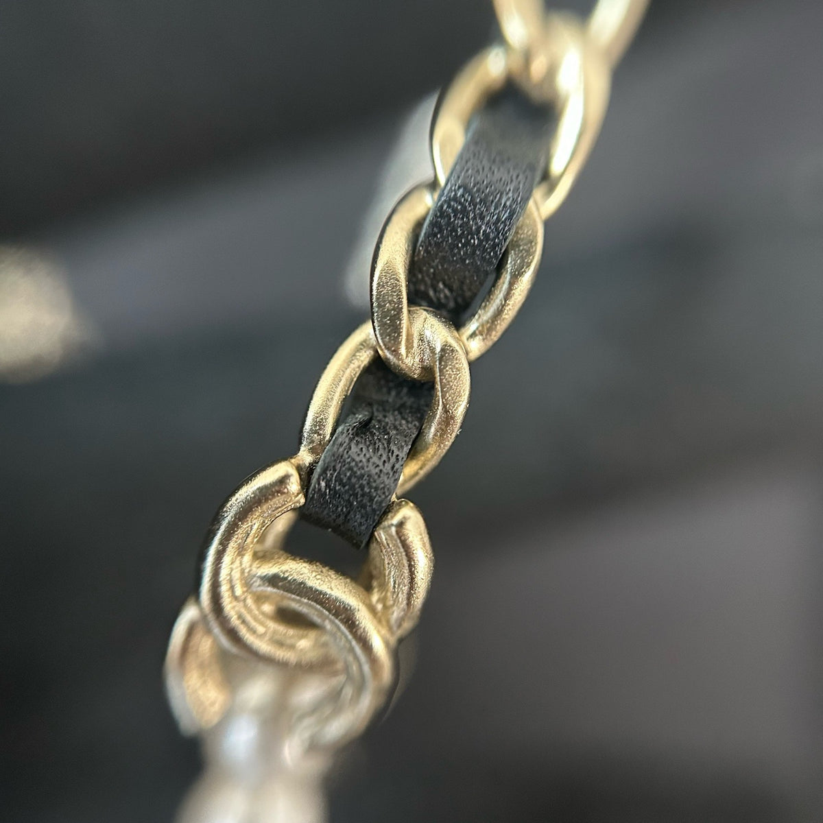 Chanel - Other - Gold-tone metal with pearl accents and lambskin leather. - Multicolour