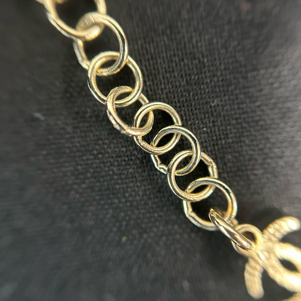 Chanel - Other - Gold-tone metal with pearl accents and lambskin leather. - Multicolour