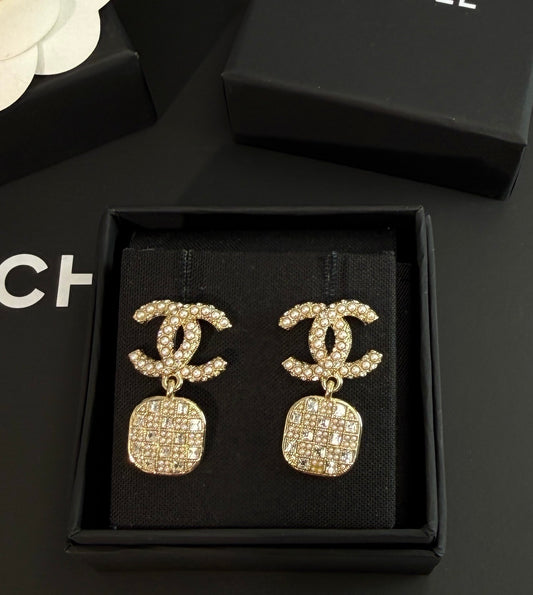 Chanel - Other - Gold-tone metal with pearl and crystal embellishments. - Gold