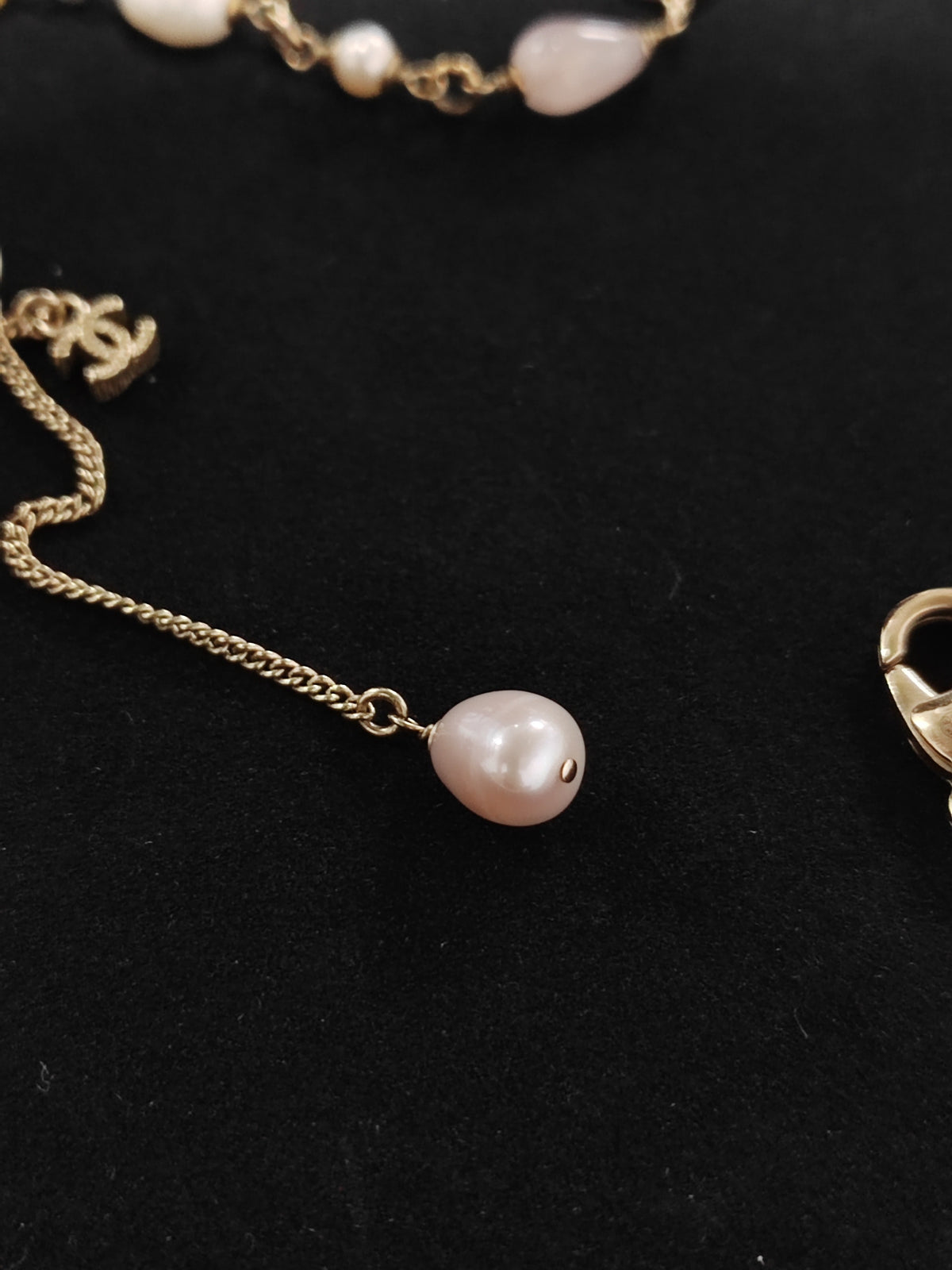 Chanel - Other - Gold-tone metal with pearl-like and pink beads. - Multicolour