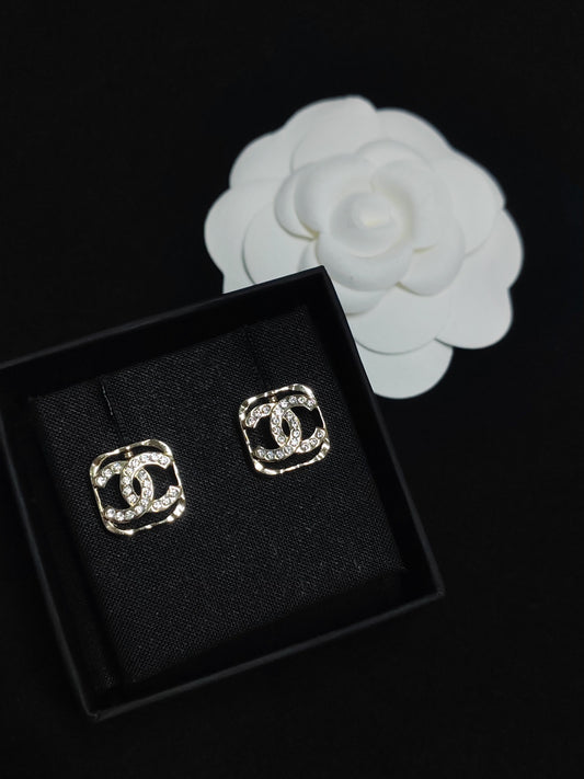 Chanel - Other - Gold-tone metal with rhinestone embellishments - Gold