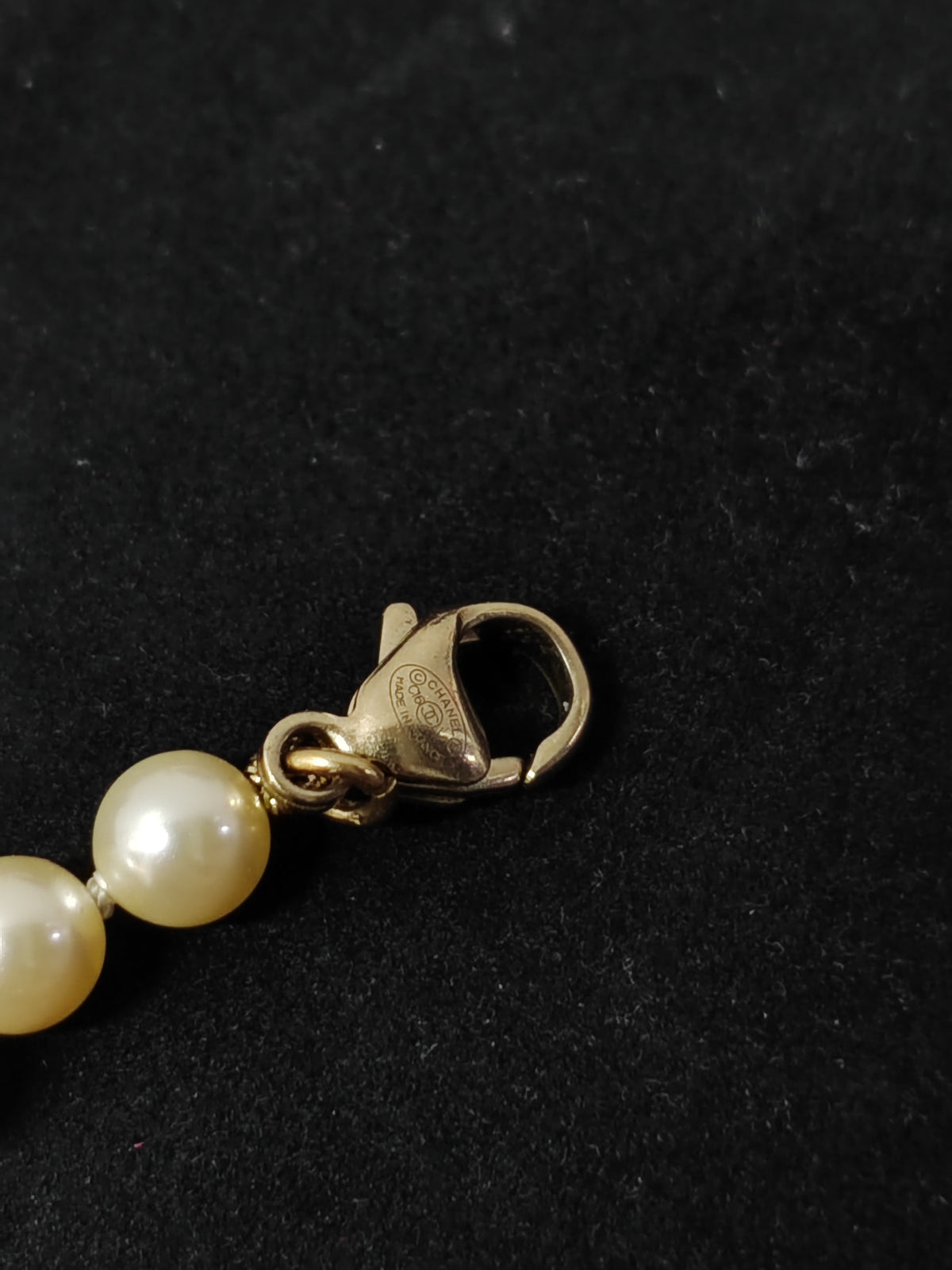 Chanel - Other - Imitation pearls with gold-tone metal and crystal embellishments. - Beige
