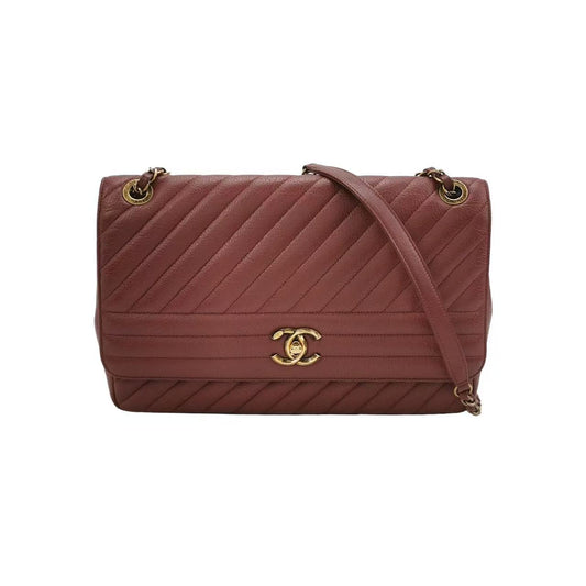 Chanel - Other - Lambskin leather - Burgundy with Gold-Tone Hardware - (Medium)