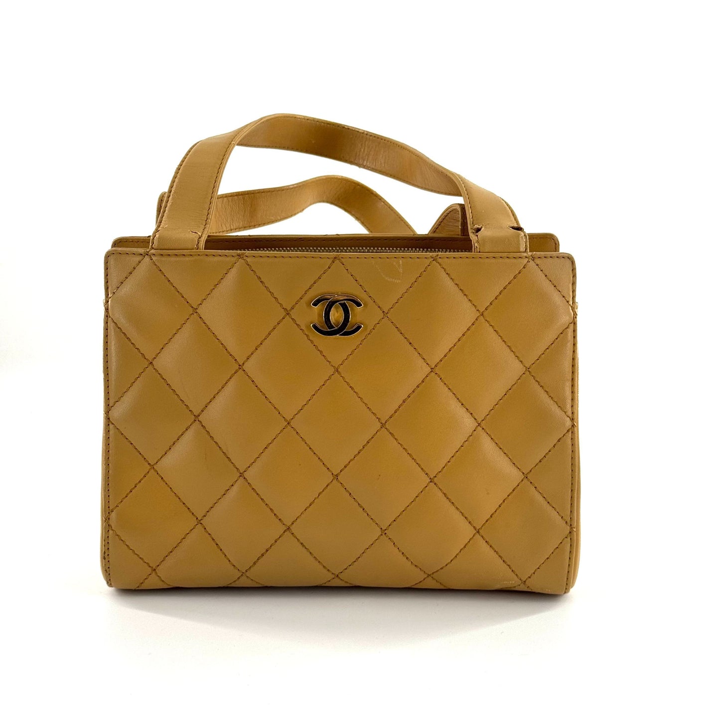 Chanel - Other - Lambskin leather - Milk Tea Beige with Gold-Tone Hardware - (small)