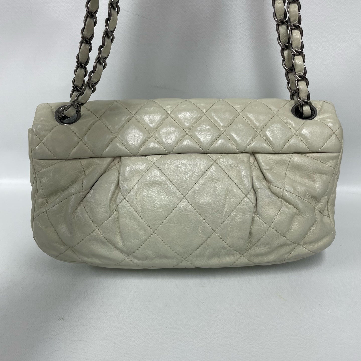 Chanel - Other - Lambskin leather - White - (medium)