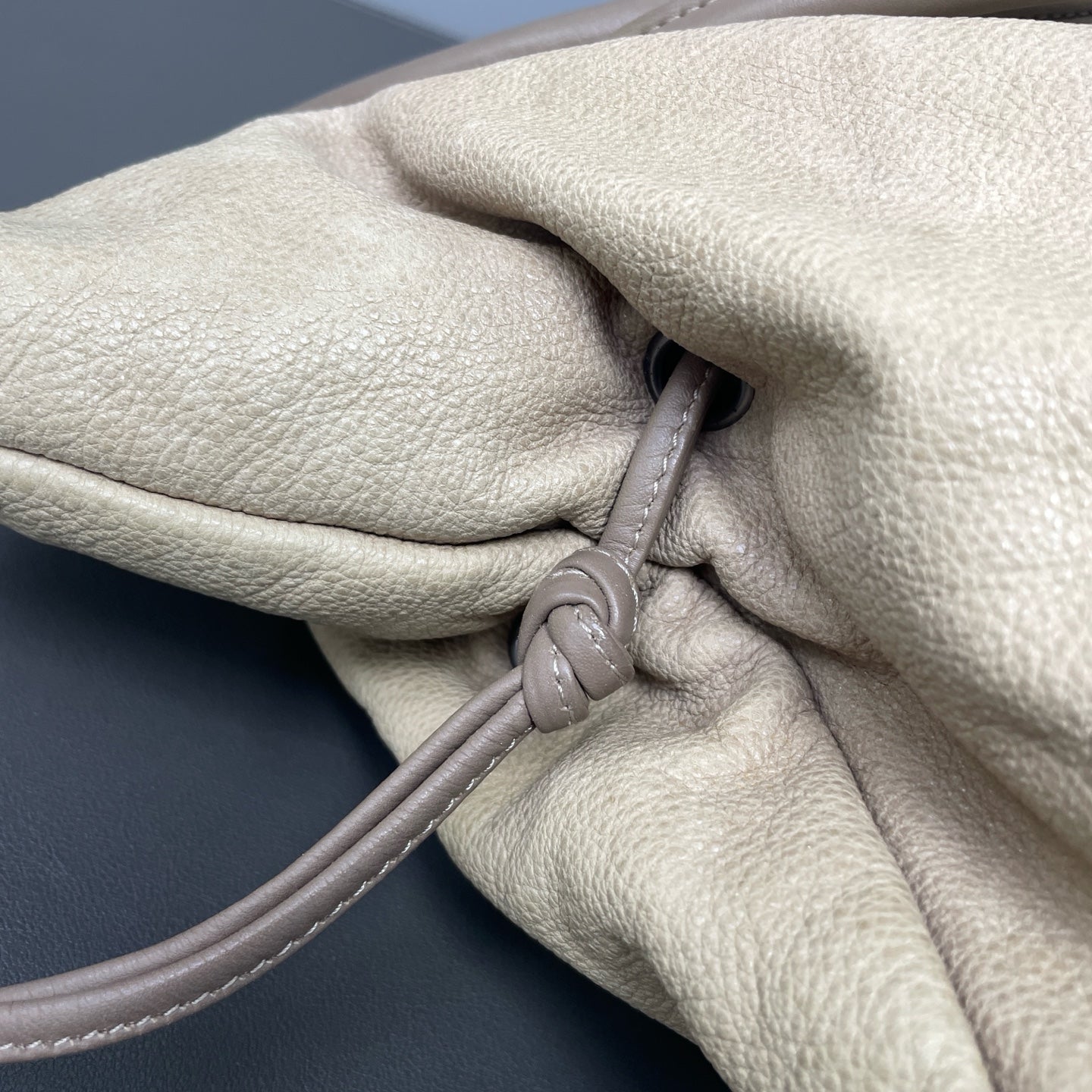 Chanel - Other - Leather - Beige - (large)