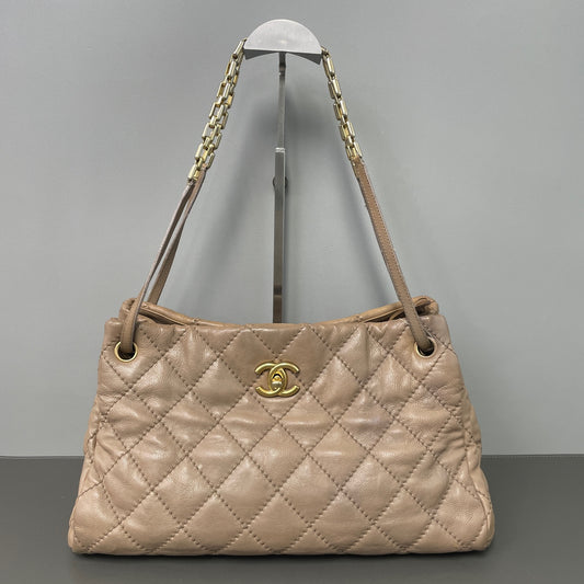 Chanel - Other - Leather - Beige - (medium)