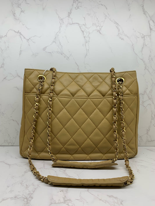 Chanel - Other - Leather - Beige - (medium)