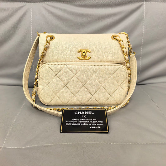 Chanel - Other - Leather - Beige - (medium)