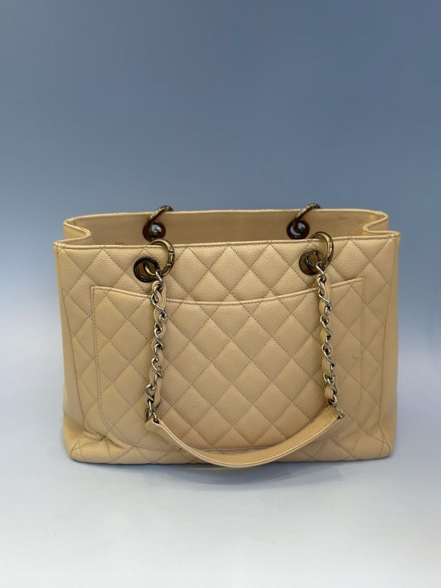 Chanel - Other - Leather - Beige - (medium)