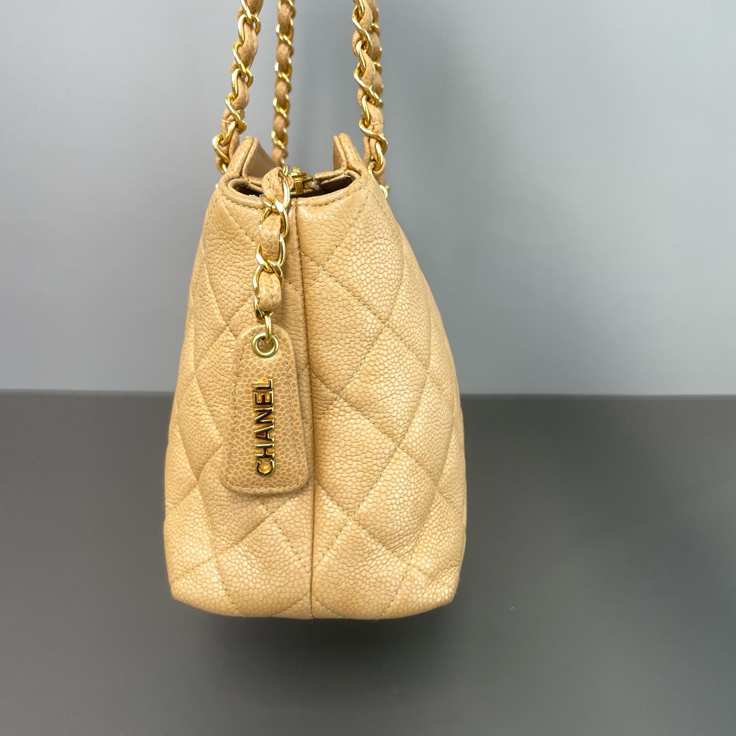 Chanel - Other - Leather - Beige - (medium)
