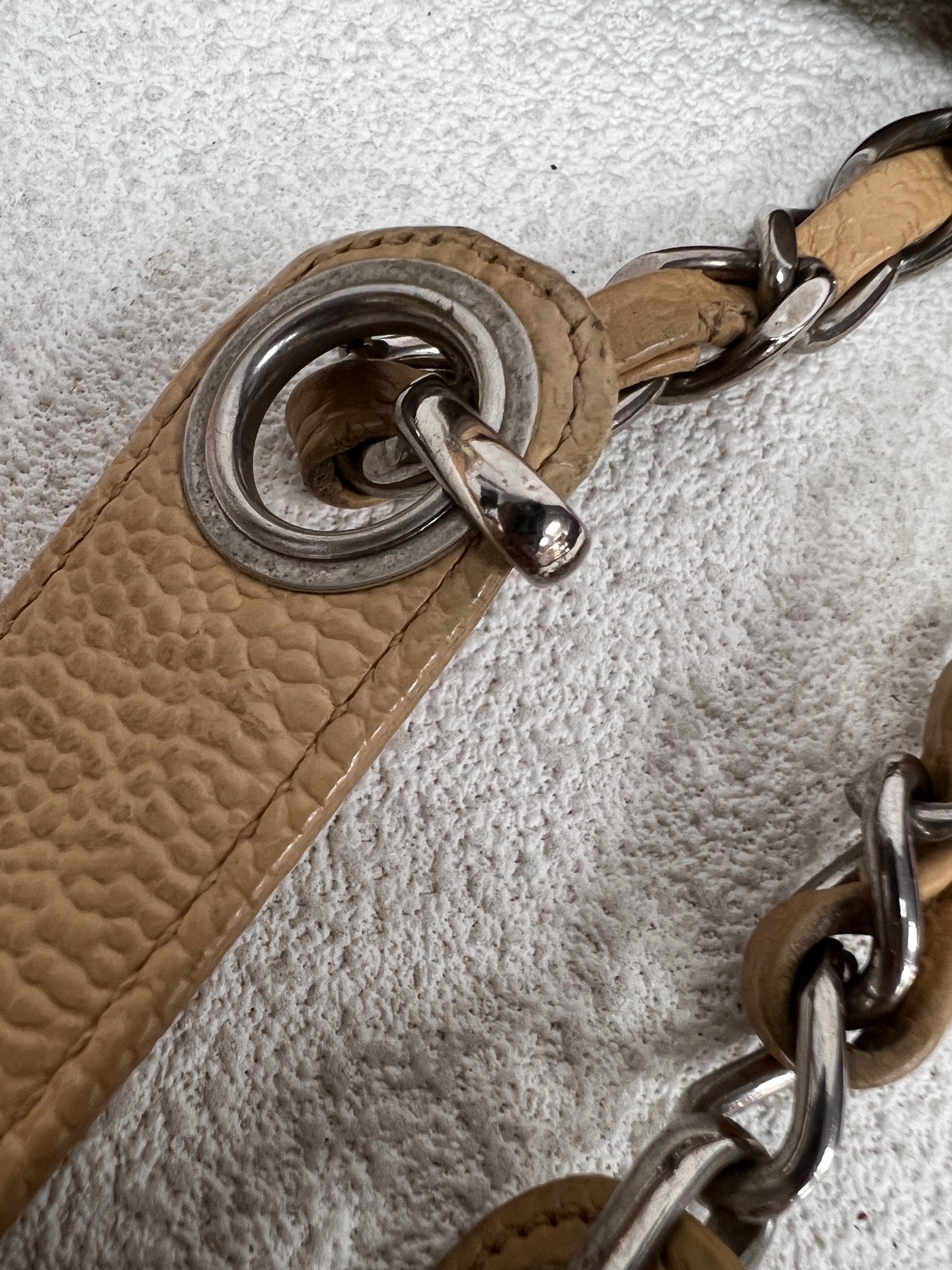 Chanel - Other - Leather - Beige - (medium)