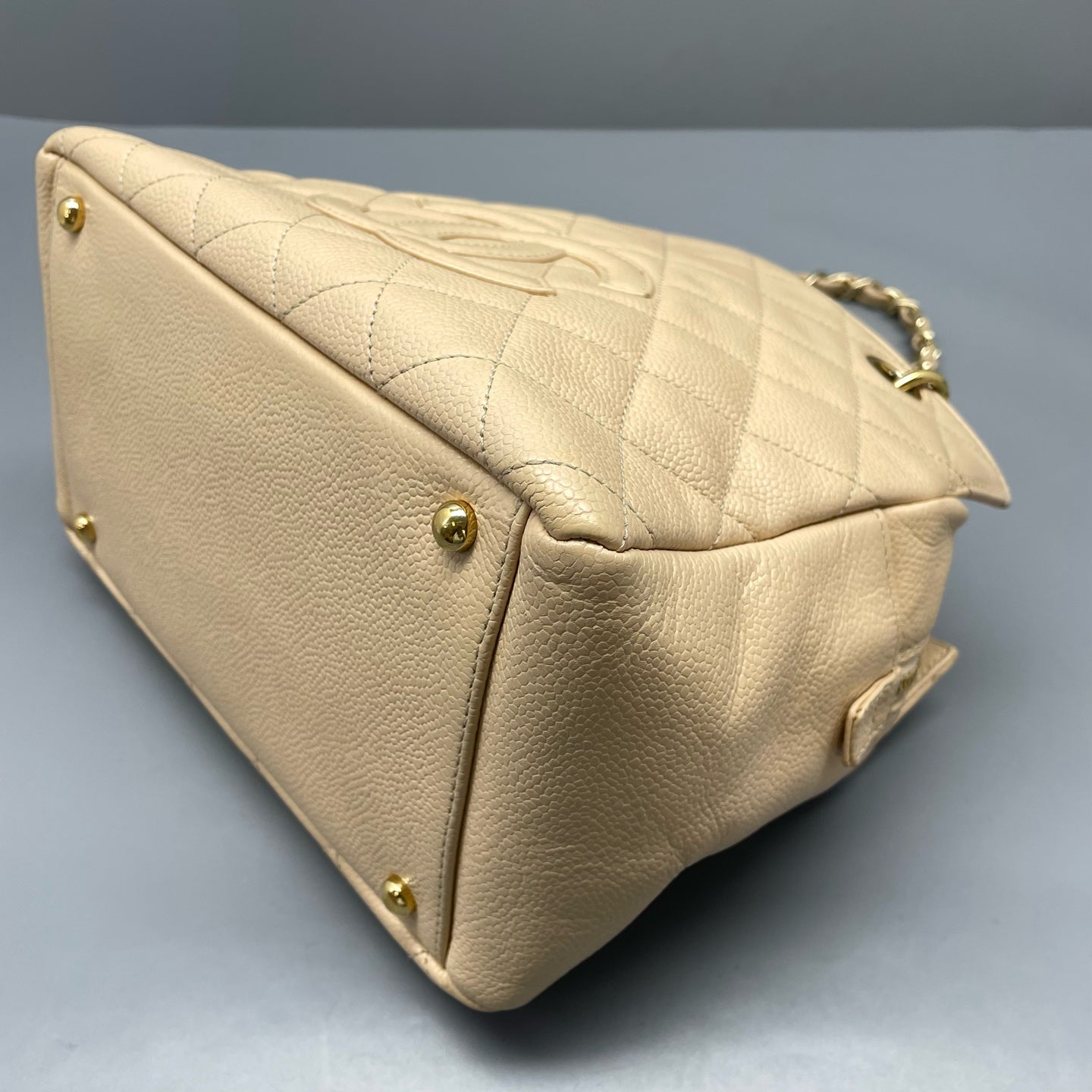 Chanel - Other - Leather - Beige - (medium)