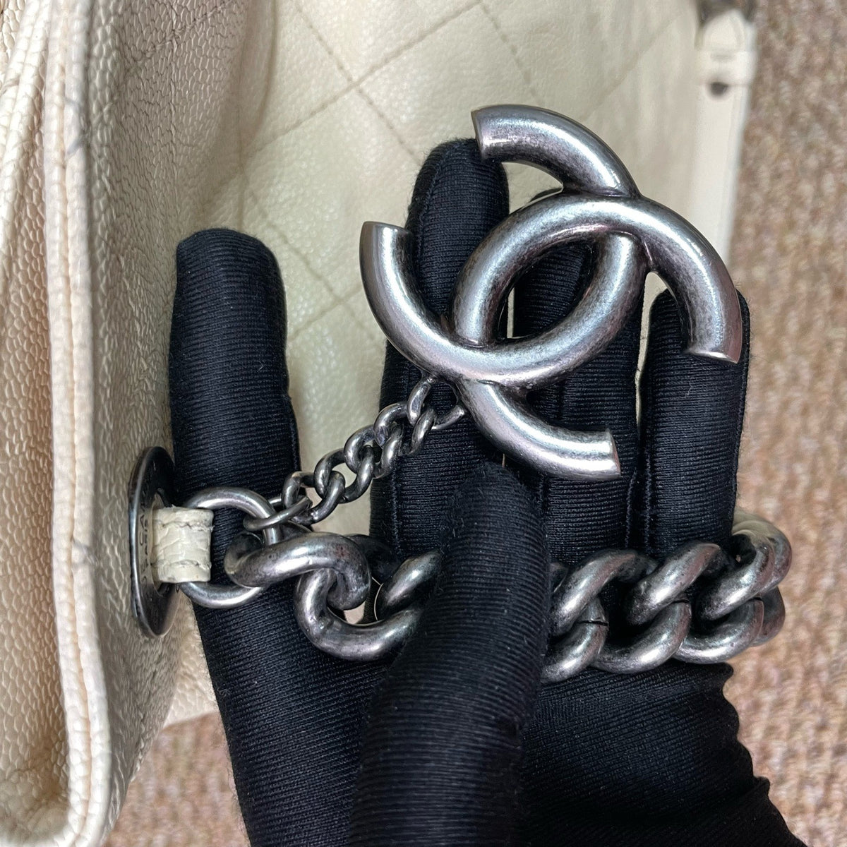 Chanel - Other - Leather - Beige - (Medium)