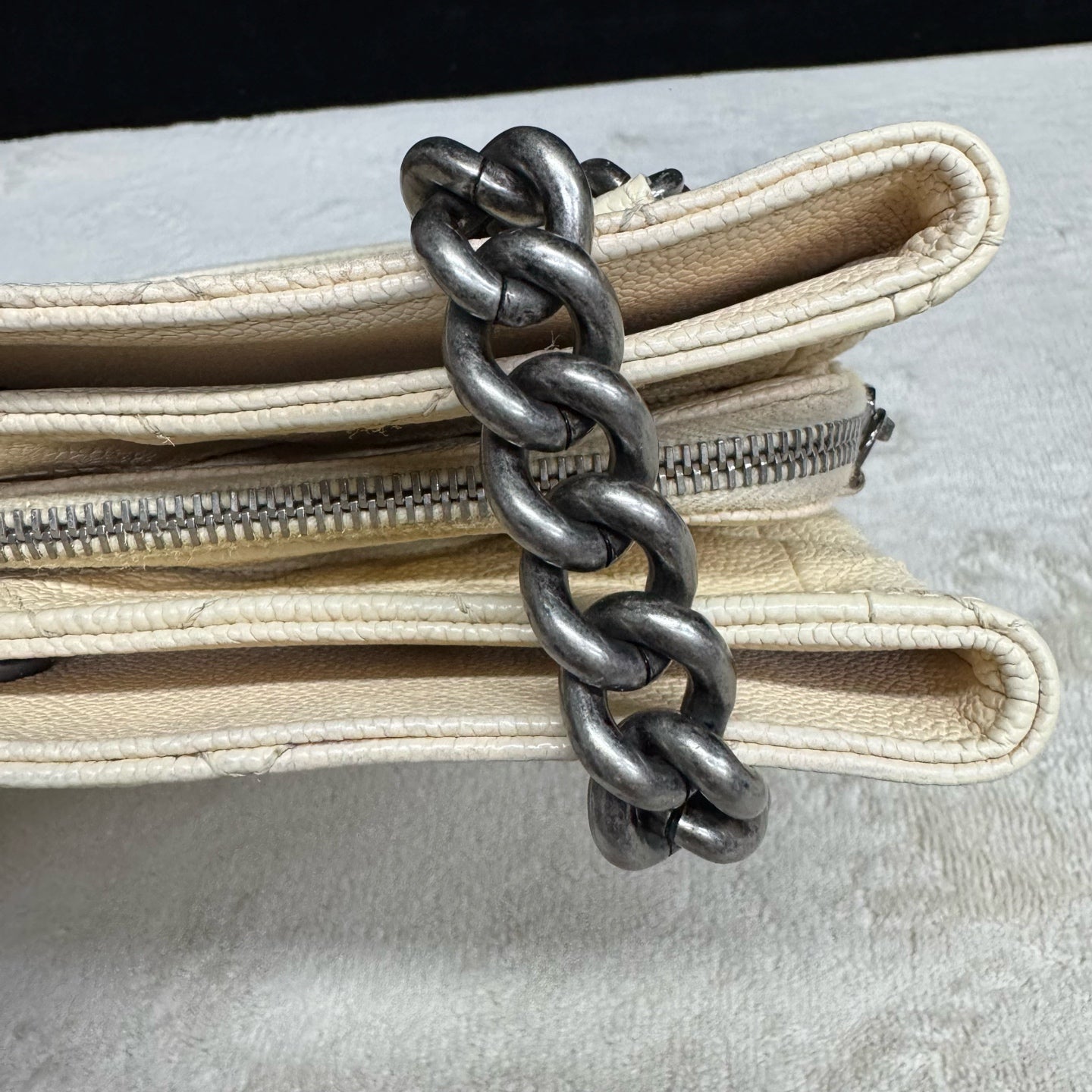 Chanel - Other - Leather - Beige - (medium)