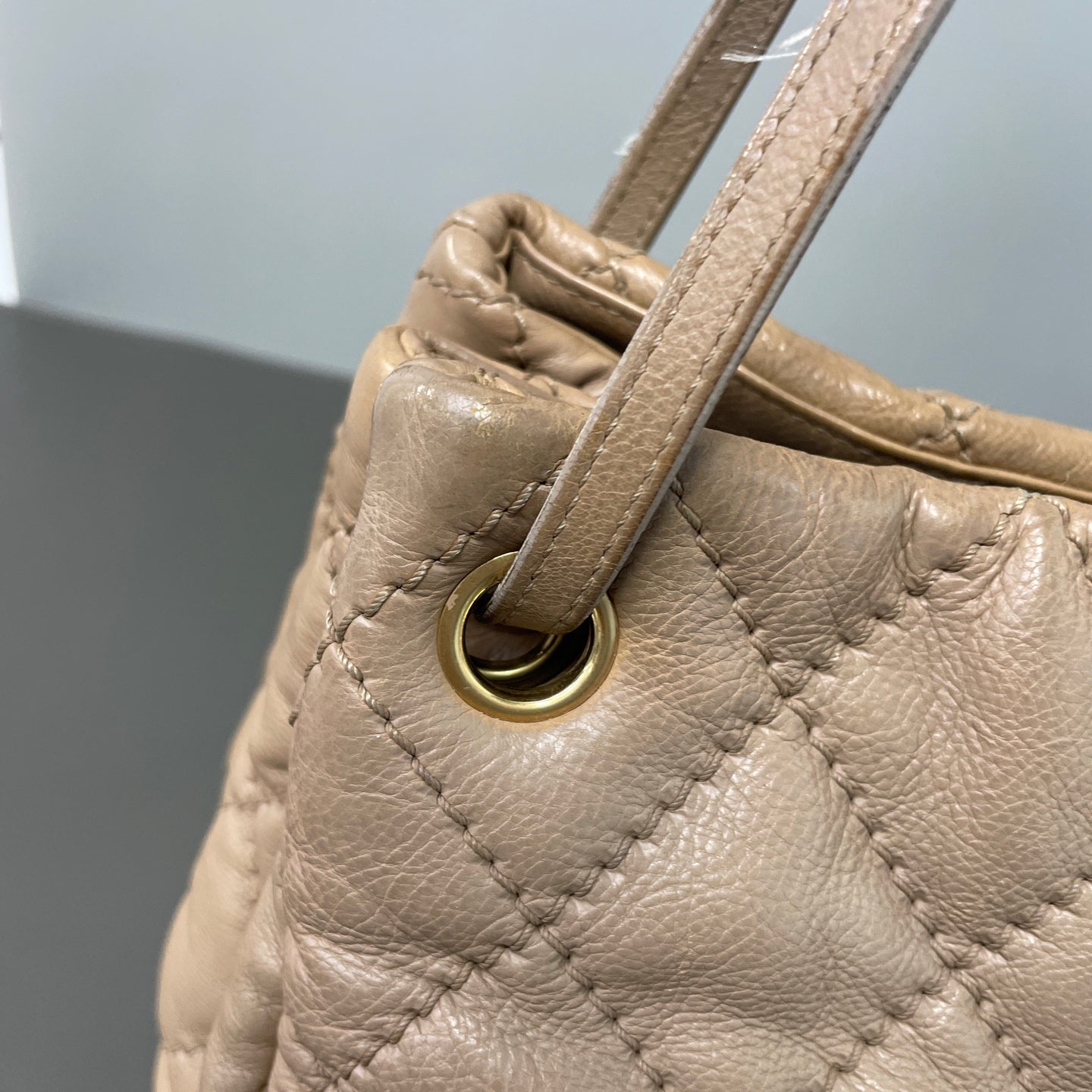 Chanel - Other - Leather - Beige - (medium)