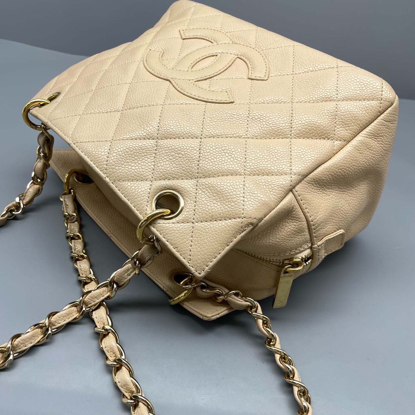 Chanel - Other - Leather - Beige - (medium)