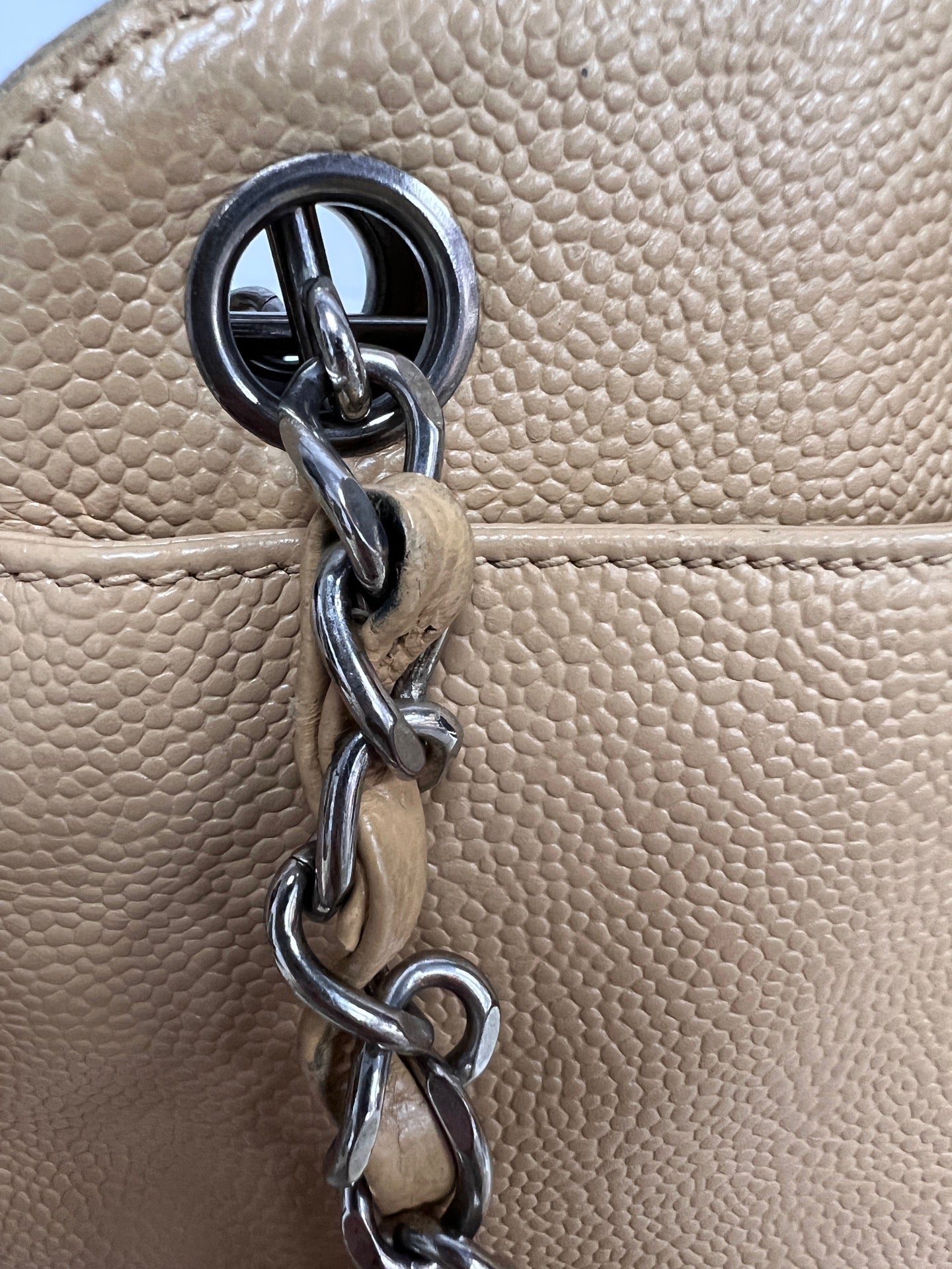 Chanel - Other - Leather - Beige - (medium)