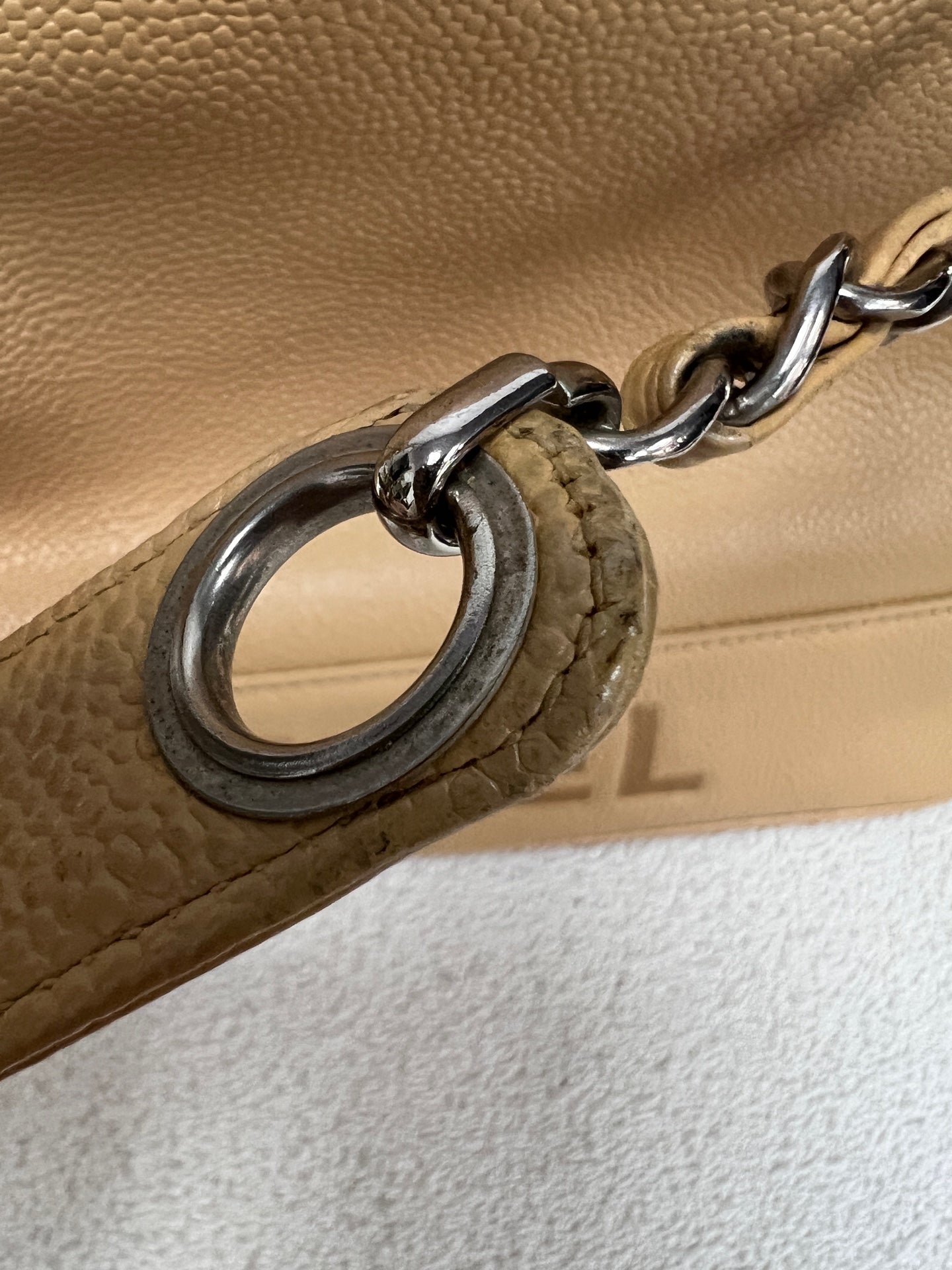 Chanel - Other - Leather - Beige - (medium)