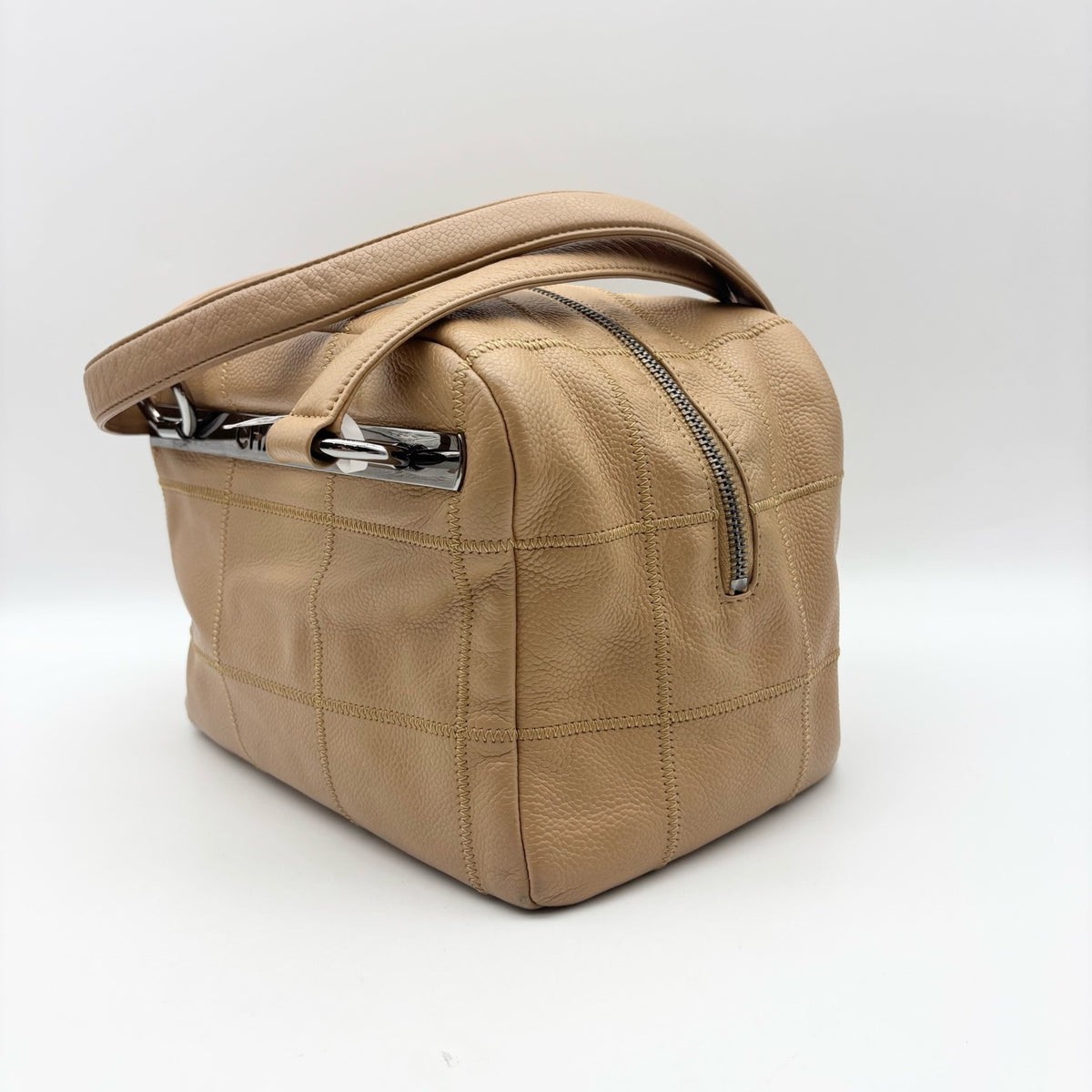 Chanel - Other - Leather - Beige - (mini)