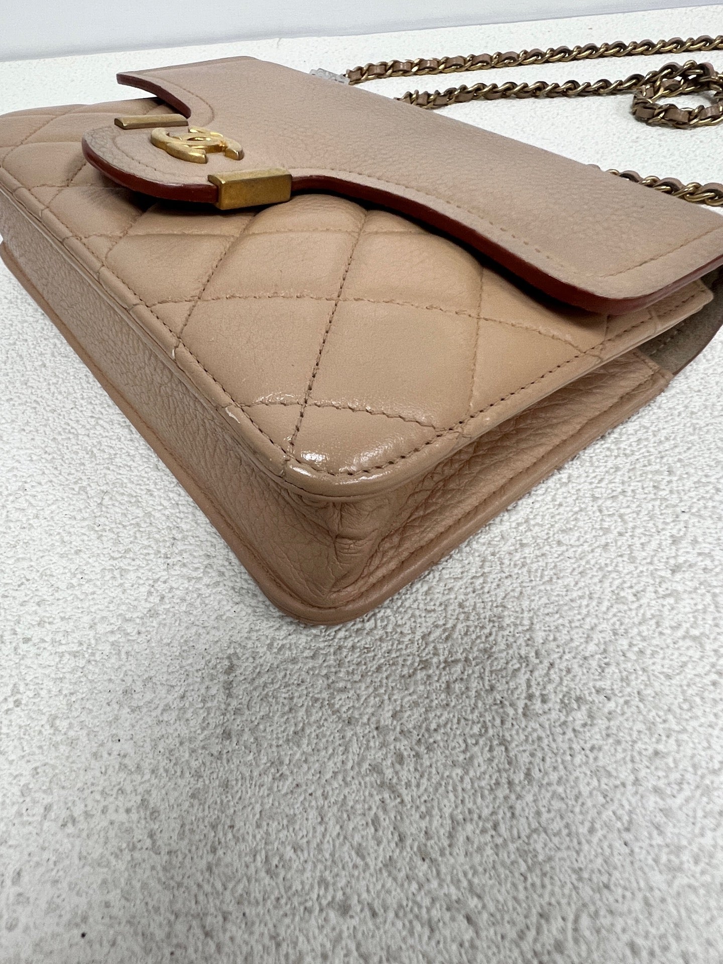 Chanel - Other - Leather - Beige - (mini)