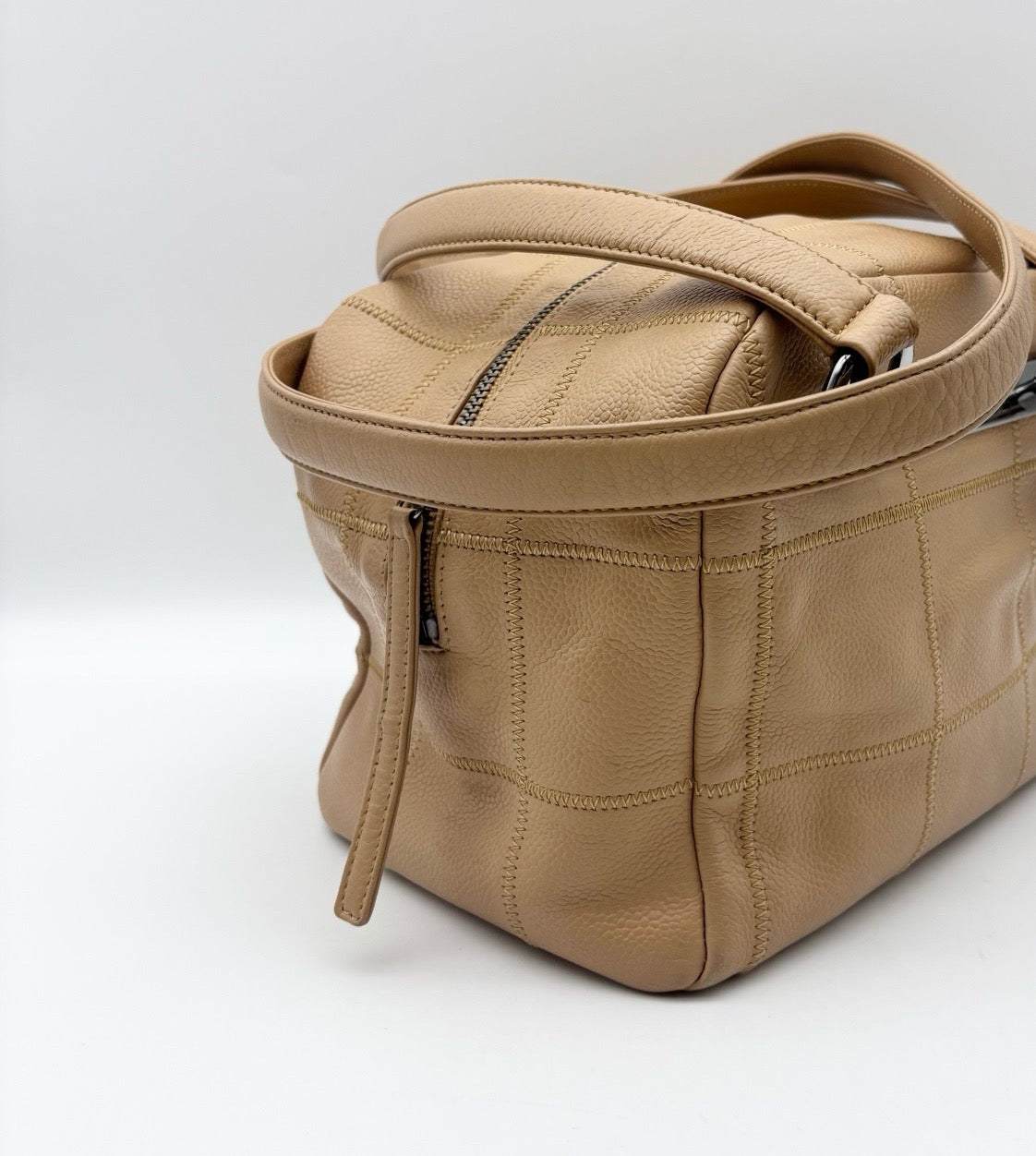 Chanel - Other - Leather - Beige - (mini)