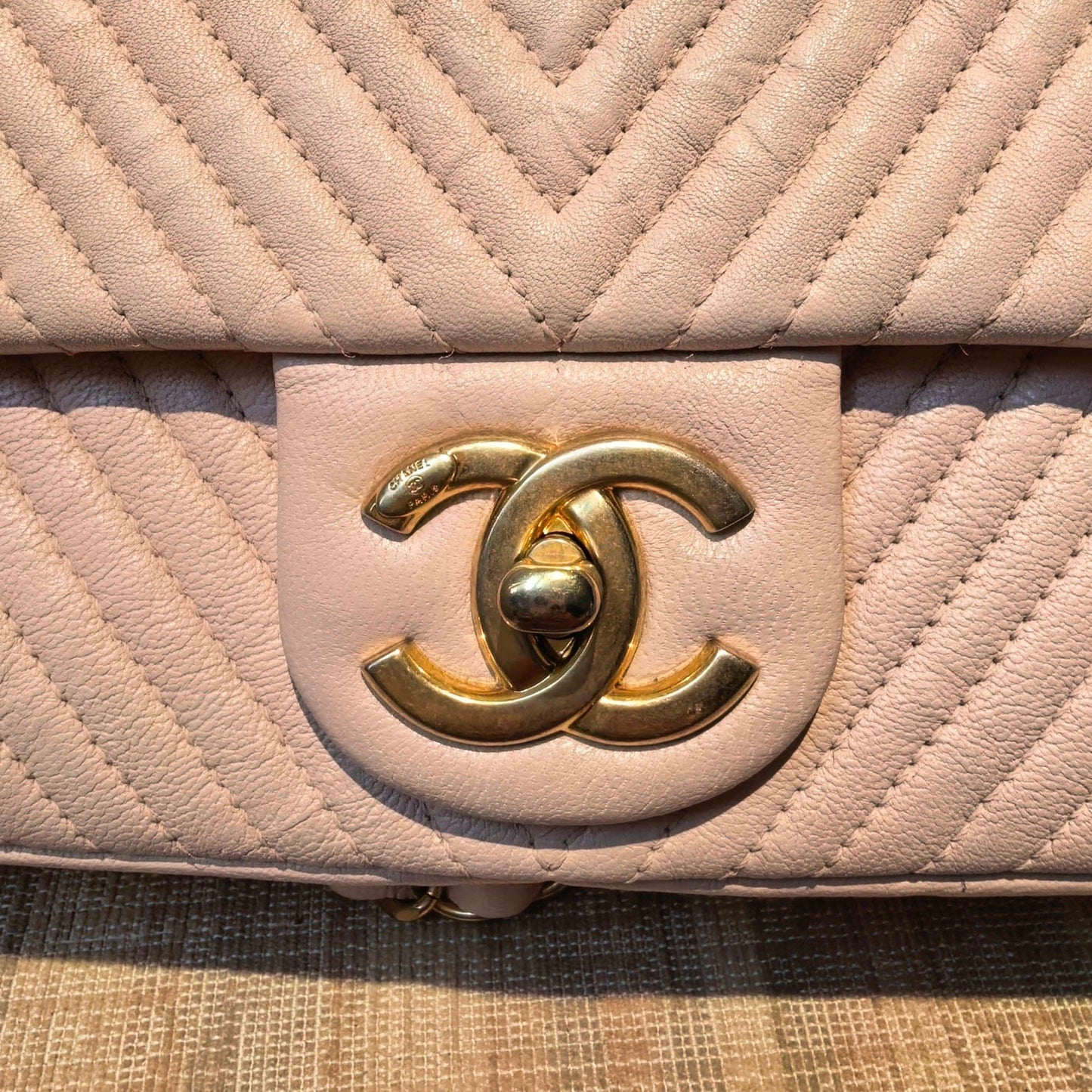 Chanel - Other - Leather - Beige - (mini)
