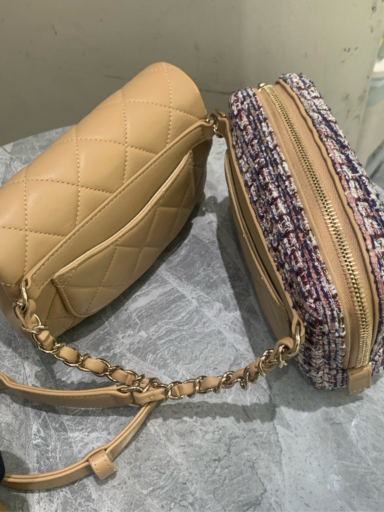 Chanel - Other - Leather - Beige - (mini)