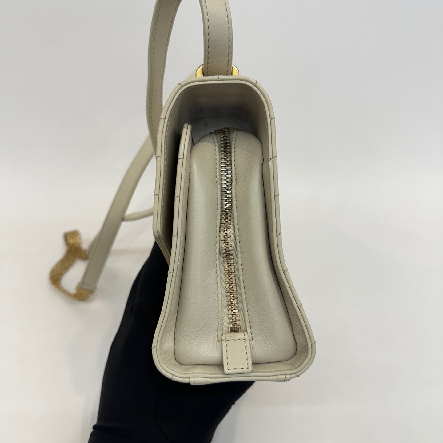 Chanel - Other - Leather - Beige - (mini)