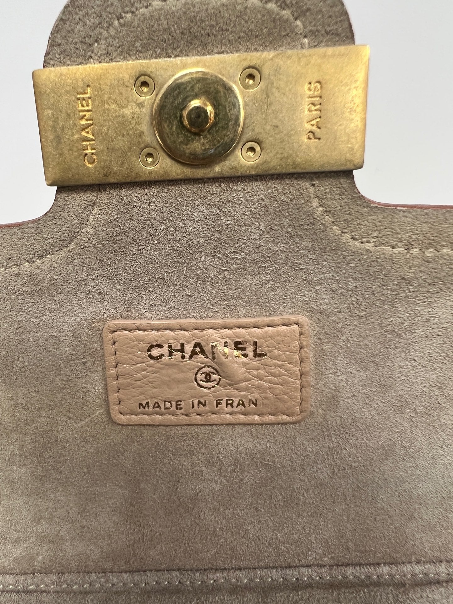 Chanel - Other - Leather - Beige - (mini)