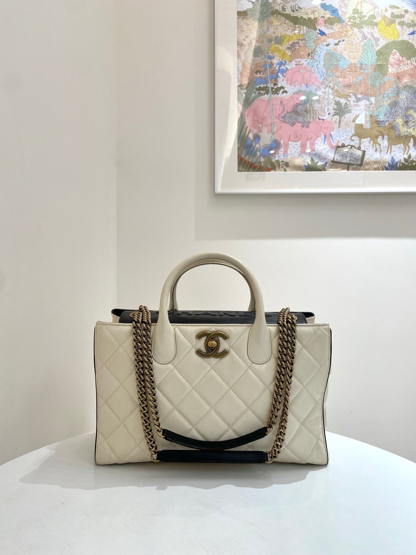 Chanel - Other - Leather - Beige - (Other)
