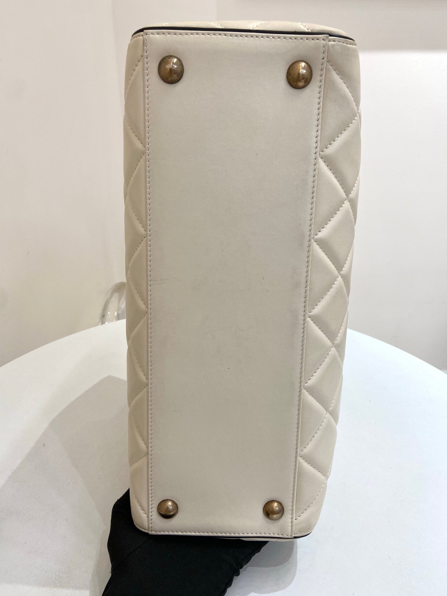 Chanel - Other - Leather - Beige - (Other)