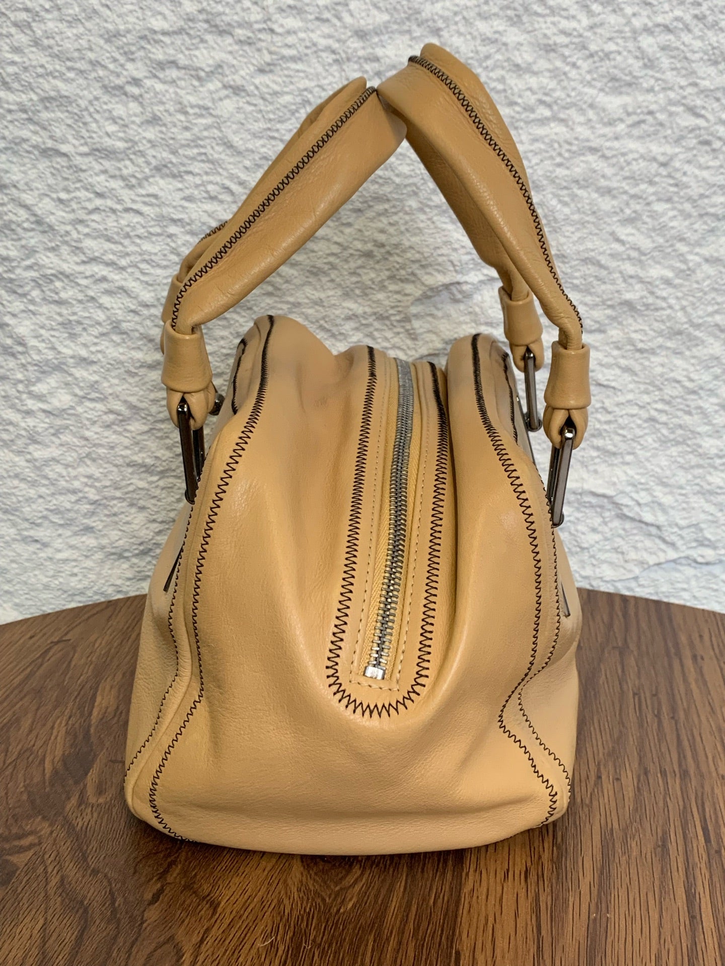 Chanel - Other - Leather - Beige - (small)