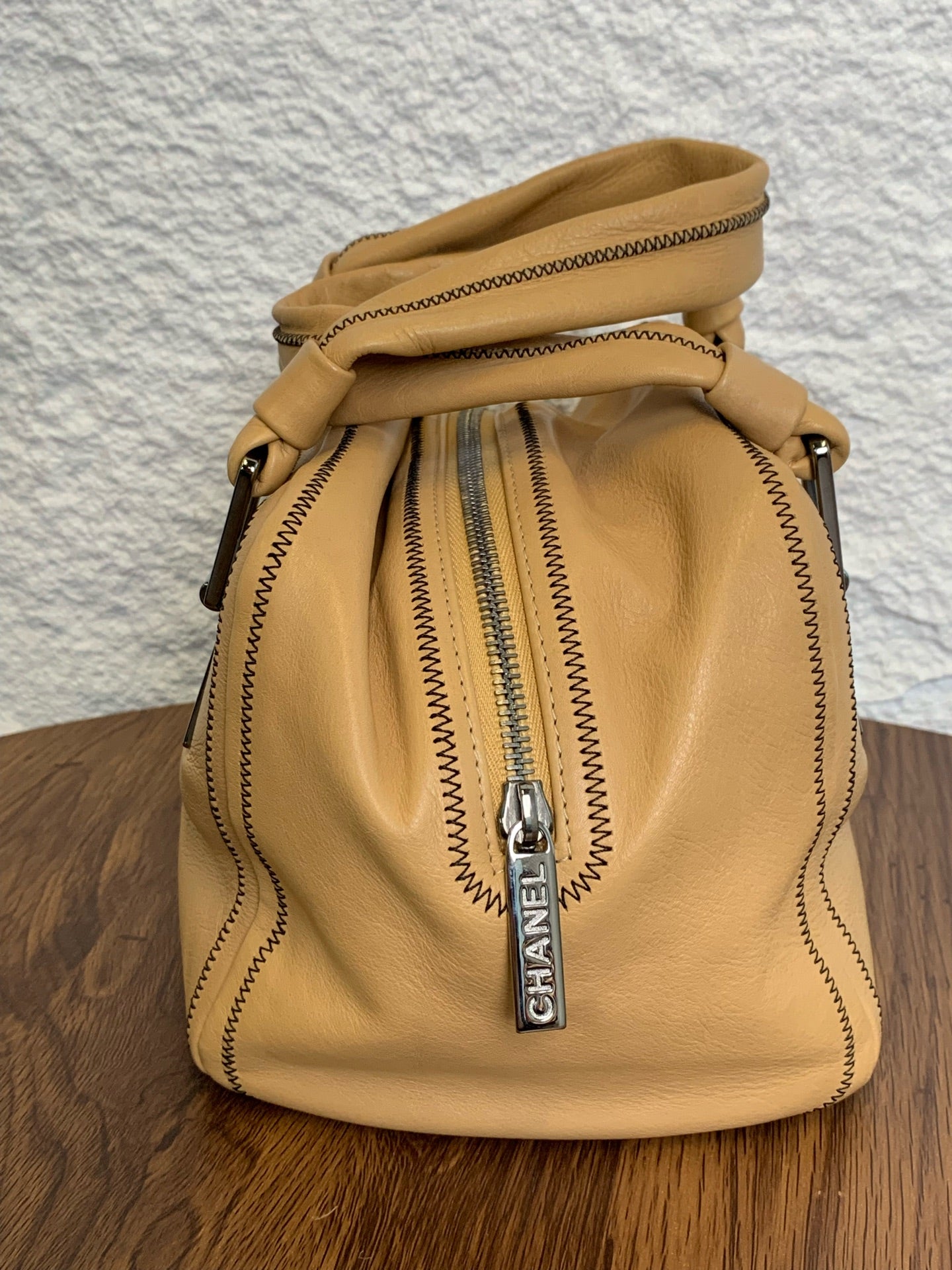 Chanel - Other - Leather - Beige - (small)