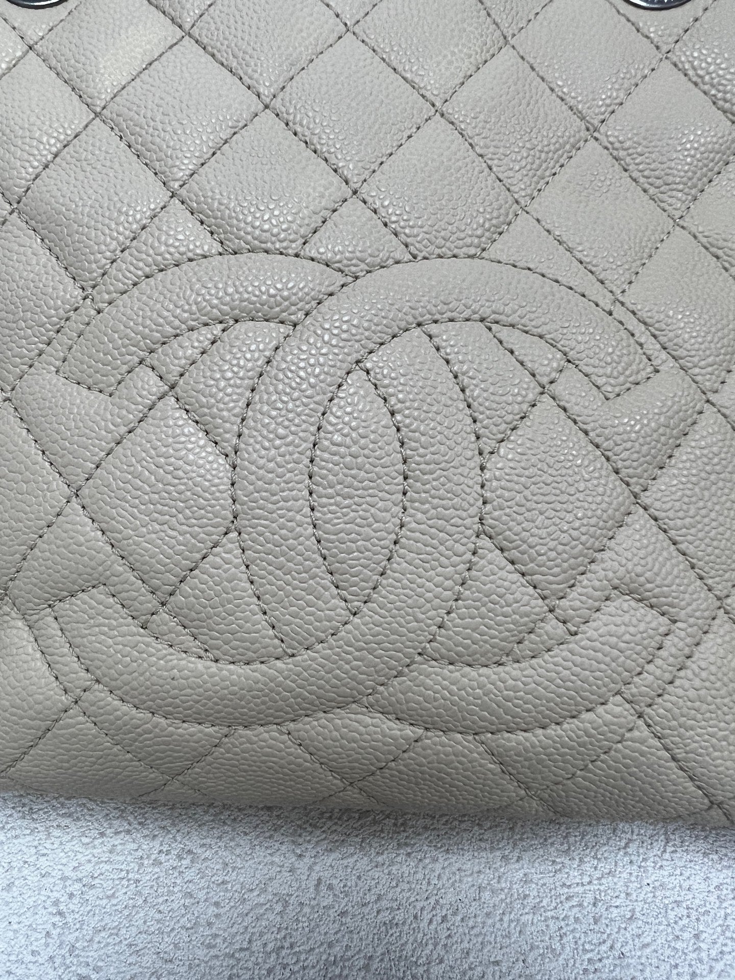 Chanel - Other - Leather - Beige - (small)
