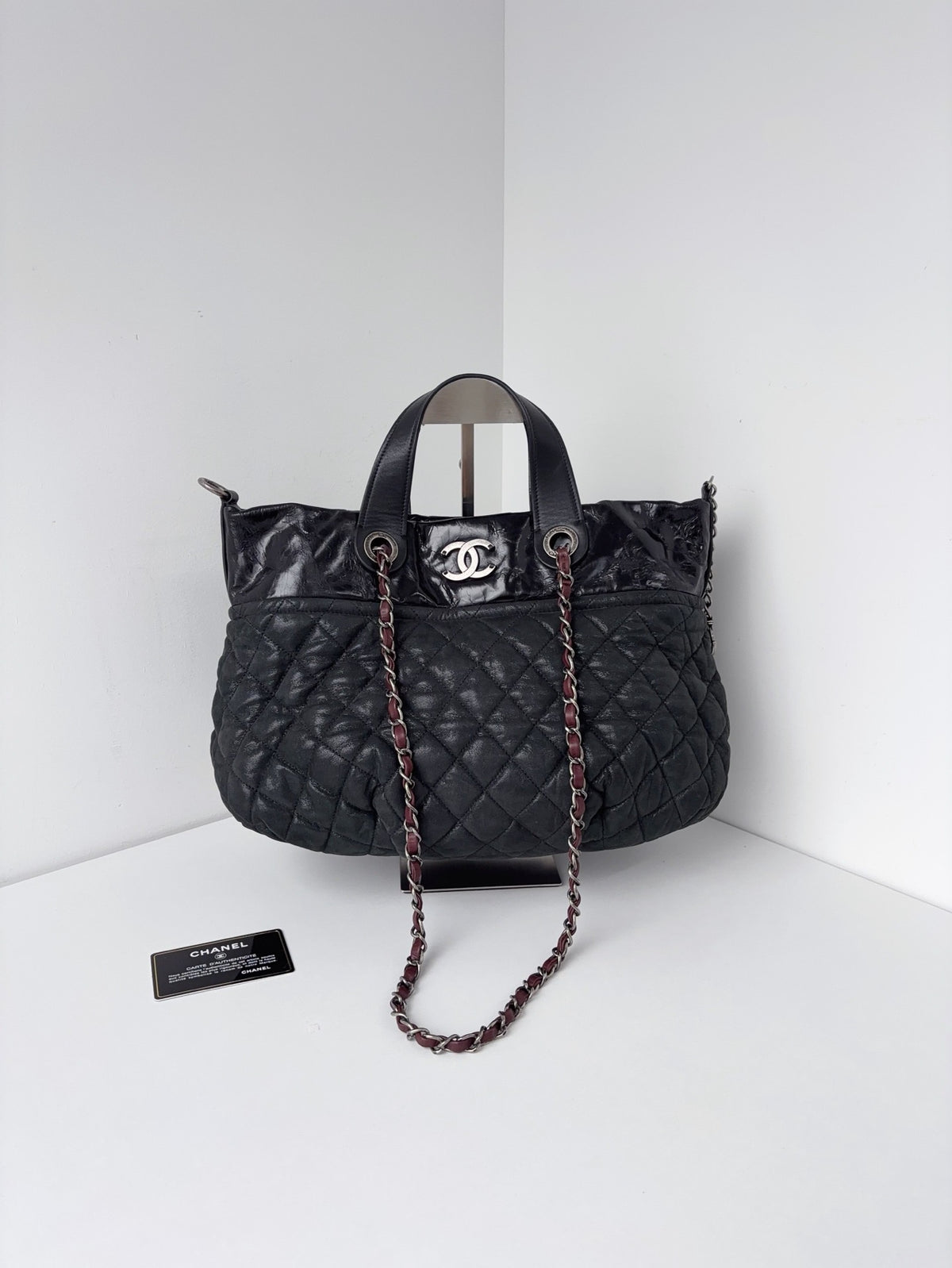 Chanel - Other - Leather - Black - (large)