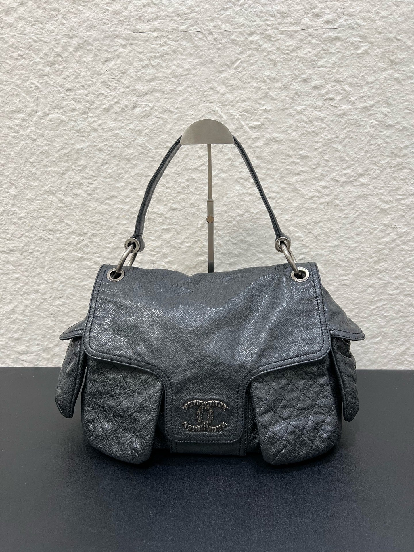 Chanel - Other - Leather - Black - (large)