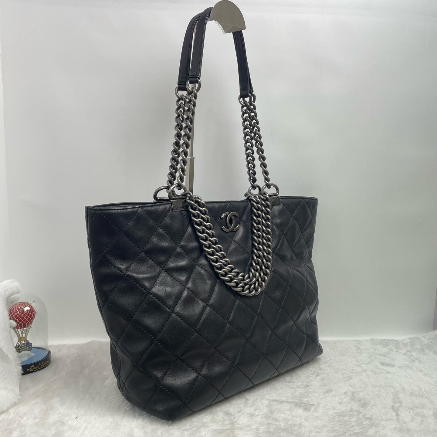 Chanel - Other - Leather - Black - (large)