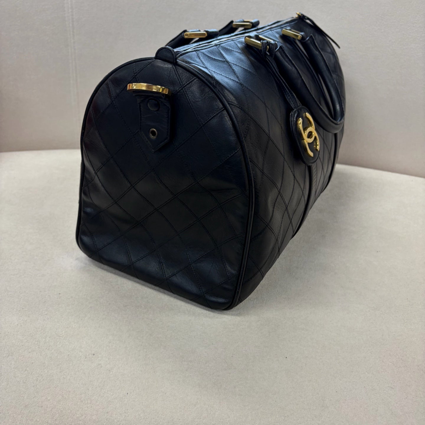 Chanel - Other - Leather - Black - (large)