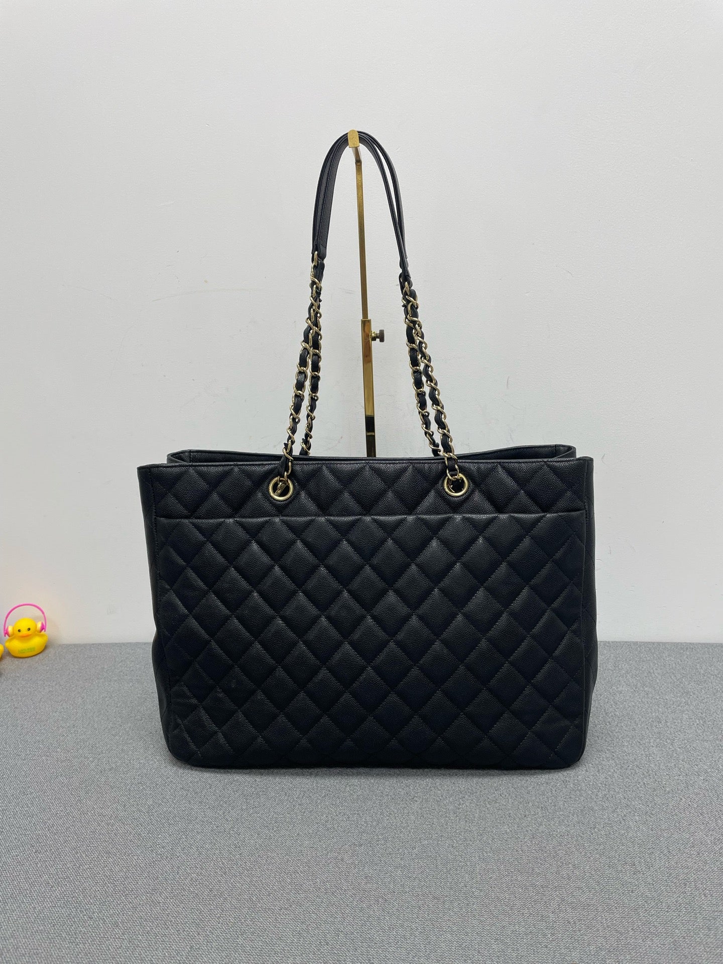 Chanel - Other - Leather - Black - (Large)