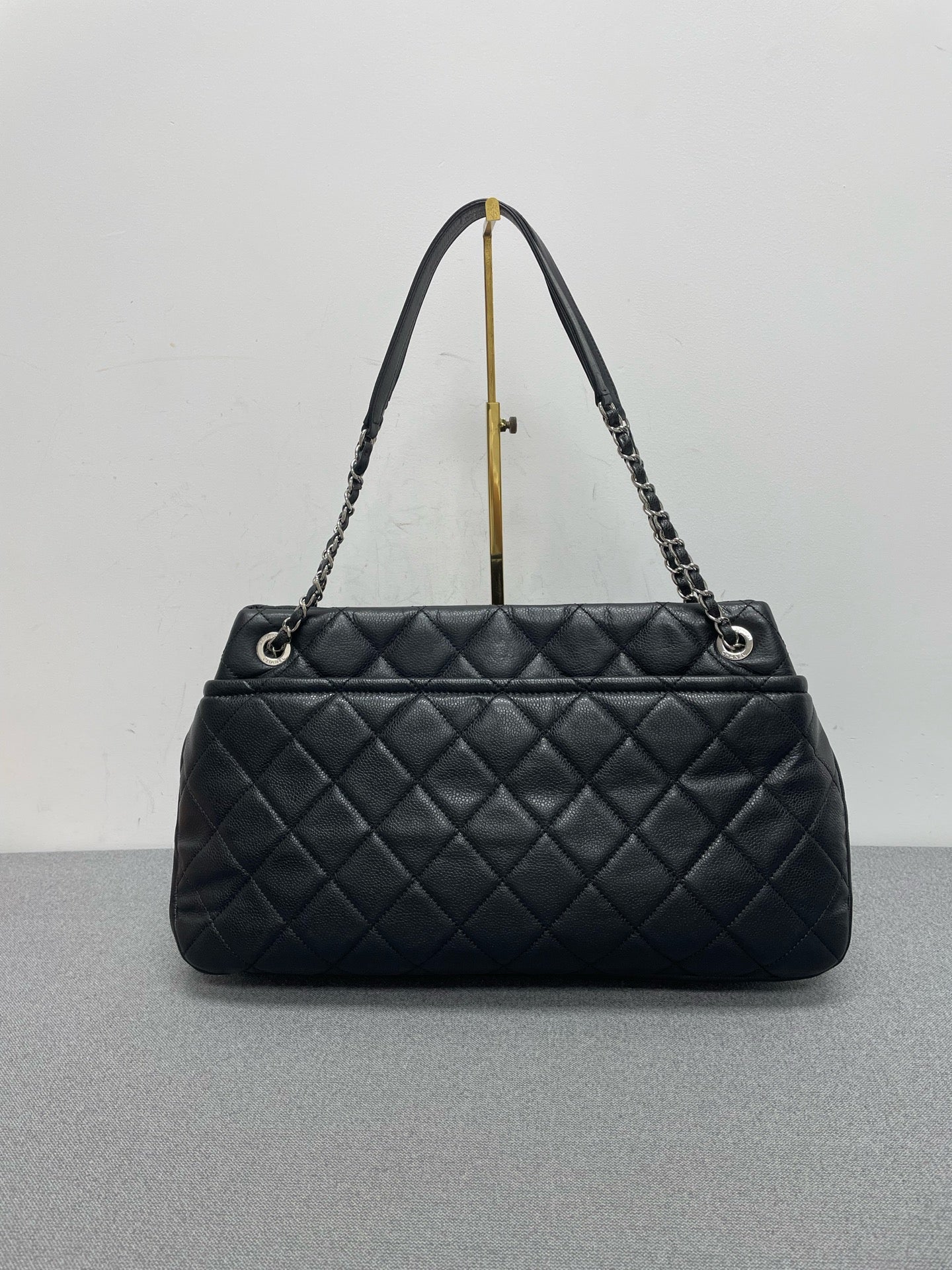 Chanel - Other - Leather - Black - (large)
