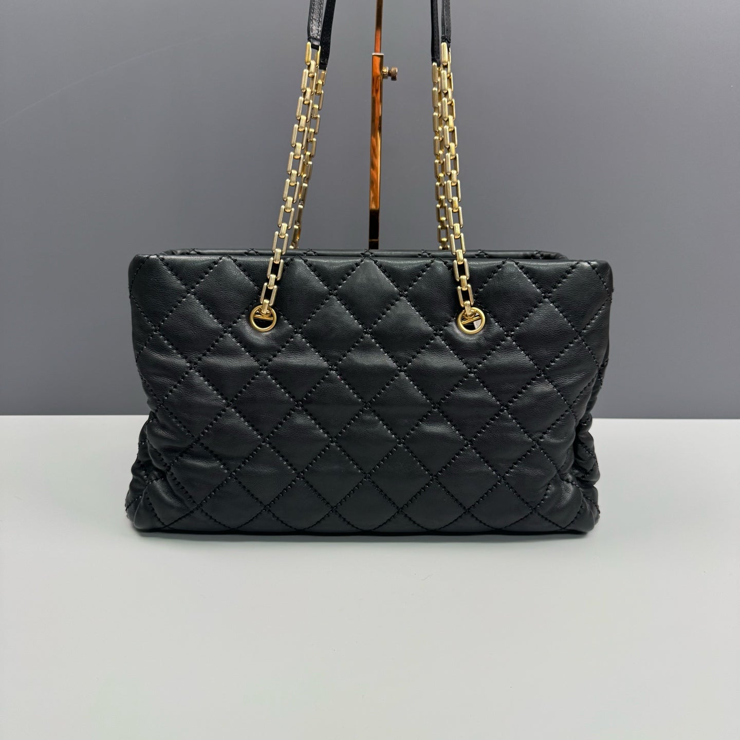 Chanel - Other - Leather - Black - (large)