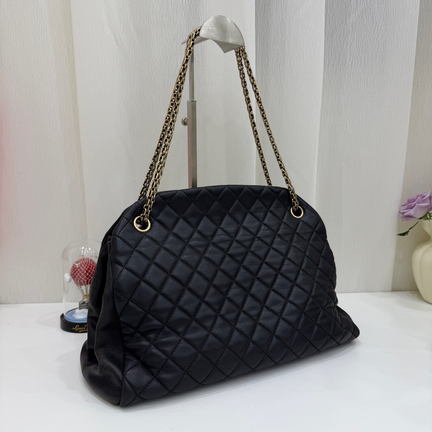 Chanel - Other - Leather - Black - (large)
